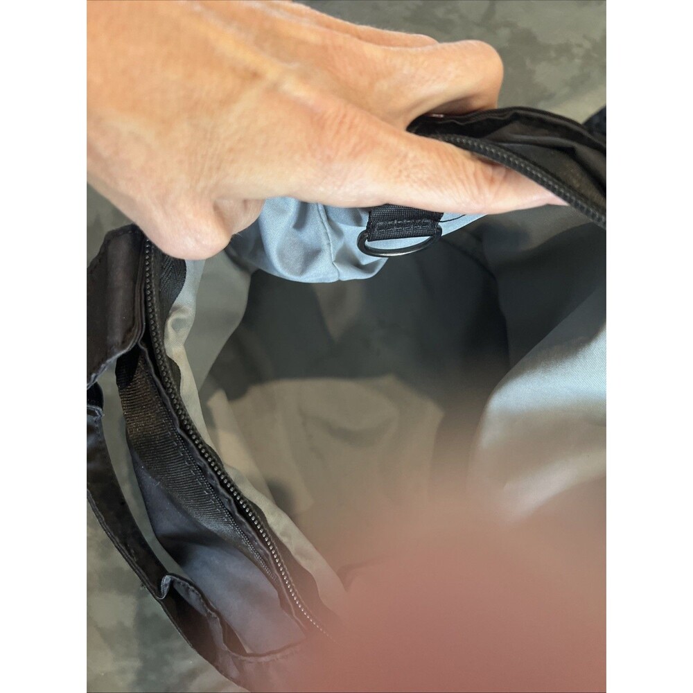 Nike Crossbody Bag Black Detachable Chain - Picture 9 of 16
